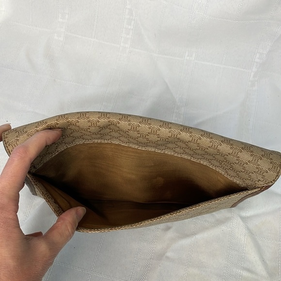 Vintage Celine Macadam Envelope Flap Clutch Wristlet Bag Tan Brown - Picture 17 of 17
